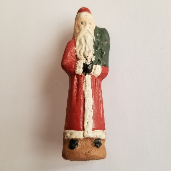 Folk Art Santa brooch pin primitive prim Christmas painted XMas holiday claus - Picture 2 of 8